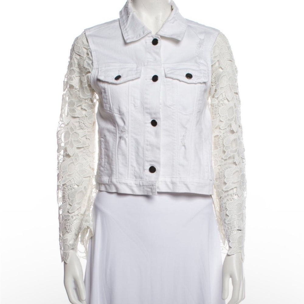 NWOT! White Denim Jacket with Lace Sleeves